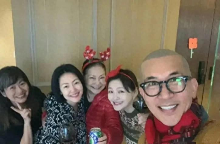 大S豪宅邻居很无奈：寄希望于汪小菲，已暂停房贷，其余都交律师