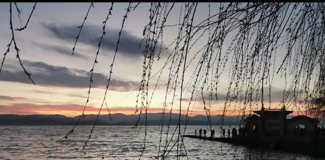 新人工资比我高,技术没我好,还不给我涨薪,你求我我都不回来了