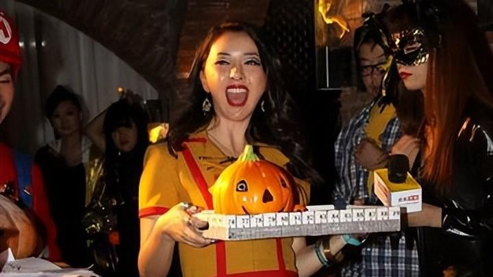 “傻姑”黄小蕾：拒绝杜淳追求，倒追大张伟，38天闪婚闪孕！