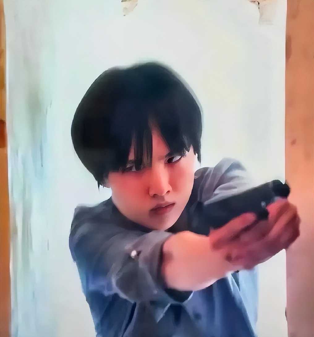 收视炸了!26岁姚安娜凭“吃鸡式”演技上热搜,本人评论区已沦陷