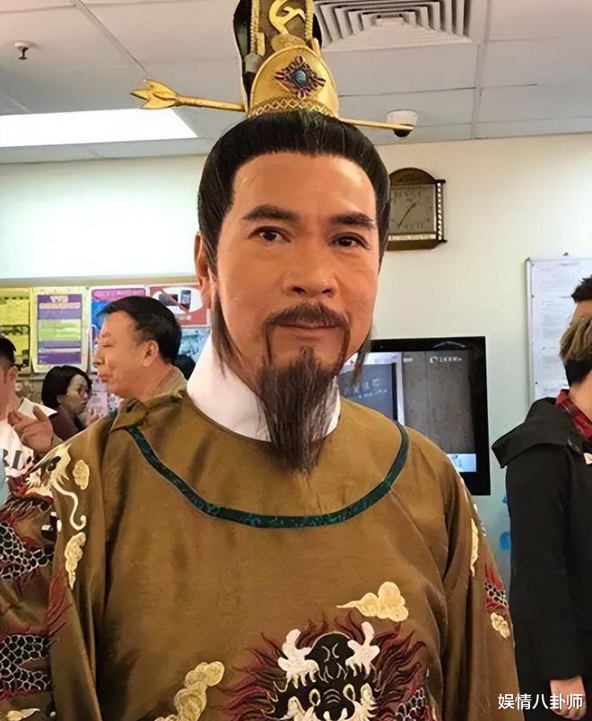 72岁李龙基自曝猛料：一生不缺女伴，女友王青霞入狱让他内心绞痛