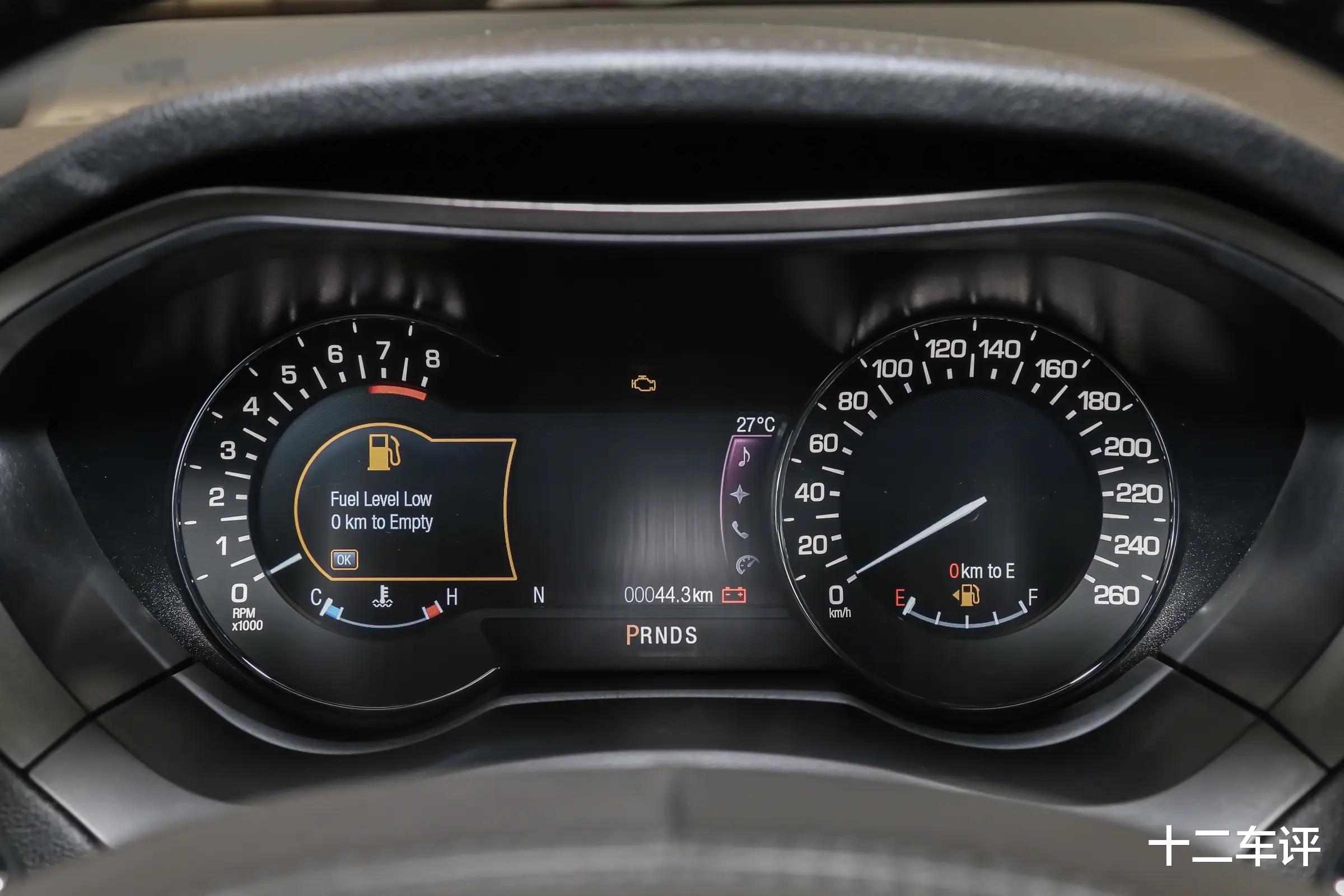 别总盯着凯美瑞,这车203马力,已降至22万,开出门比B-B-A有面子