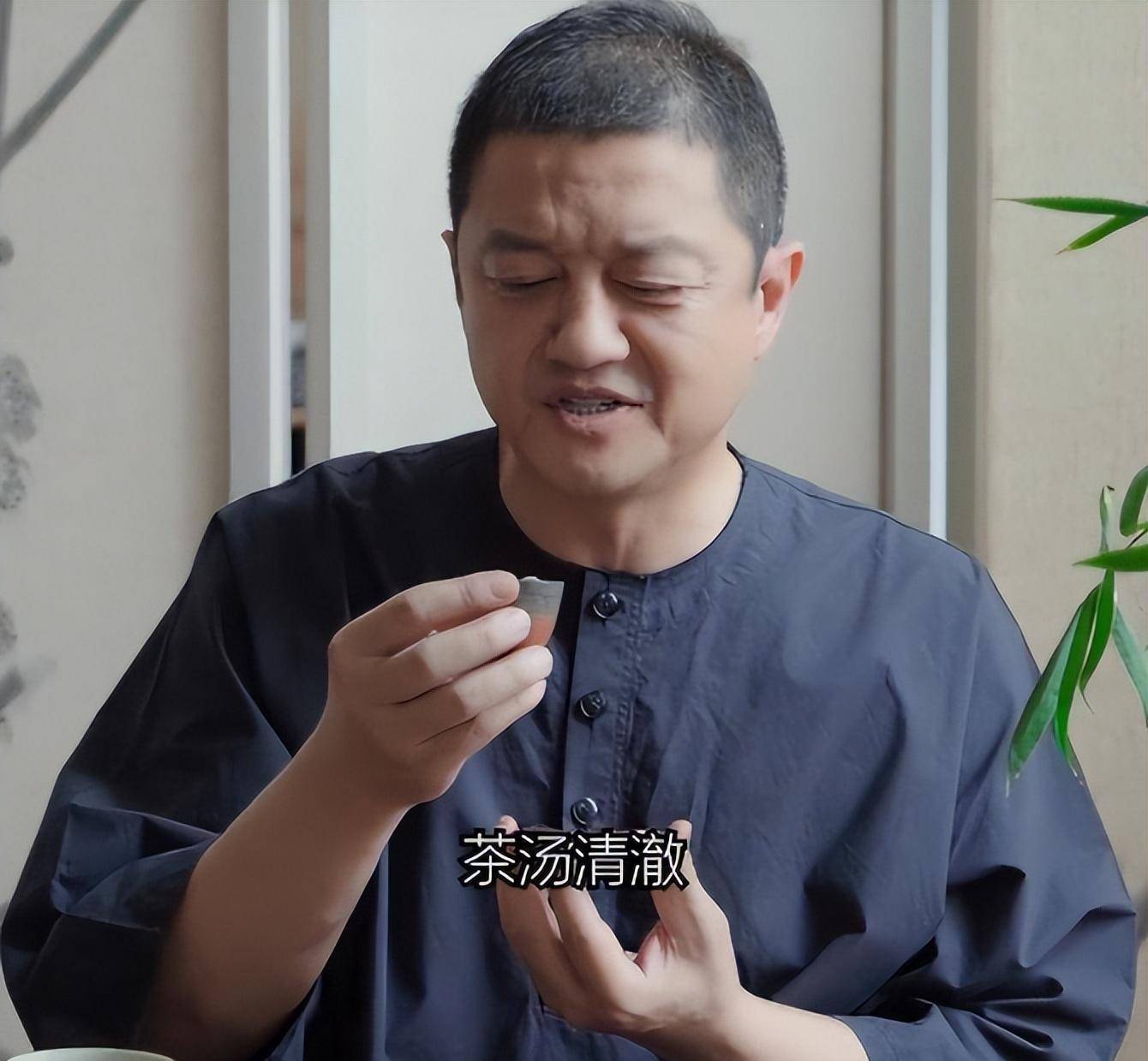 李亚鹏直播给债主转钱，无意泄露密码，欠债4000万5年还没还完