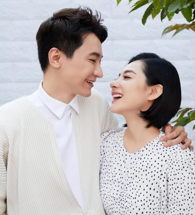 刘璇丈夫胖得油腻!她发福后似阔太,踩20cm高跟仍比丈夫矮半截