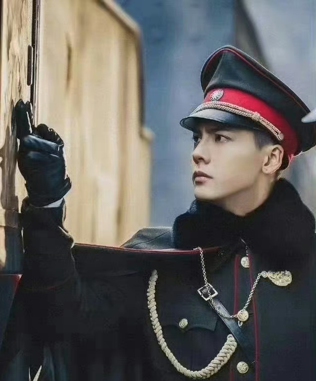 陈伟霆《九门》(老九门2)归来,军装男神再放光芒?