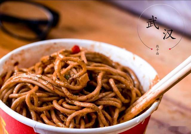 中国徒有其名的5种早餐，价格贵，滋味差，这5地上榜，你吃过几次