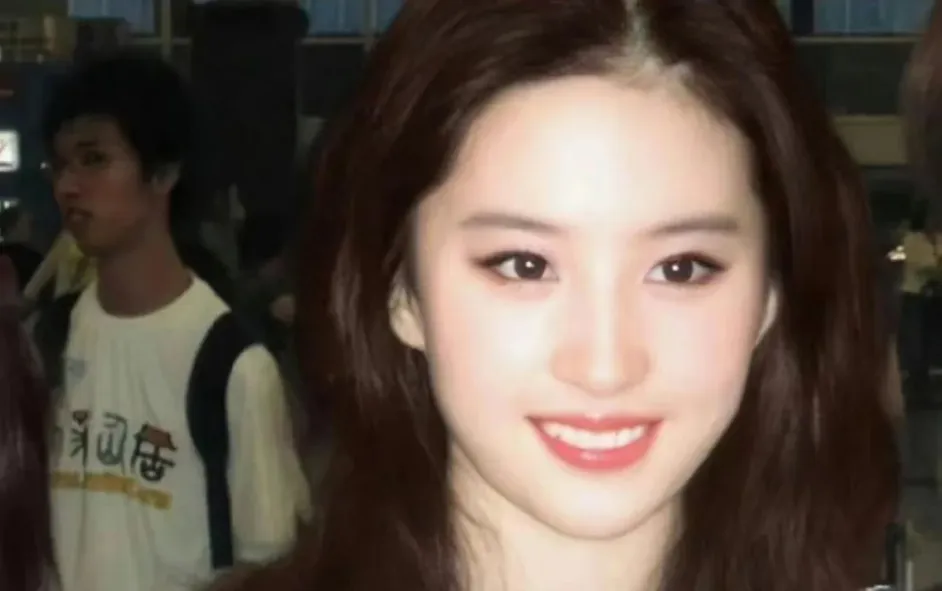 刘亦菲的瓜又爆了，这也太炸了！整个娱乐圈都比不上…