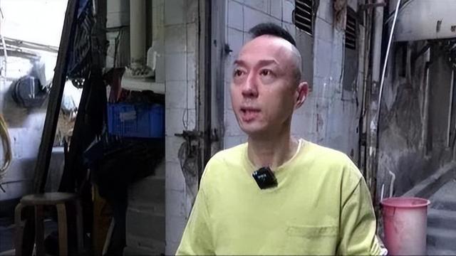 资深演员被曝在餐厅洗碗、倒垃圾!本人回应:不偷不抢过好自己