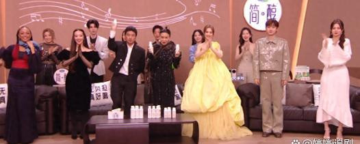 尚雯婕揭开《歌手》的“骗局”，给内娱敲响警钟，现场沉默五秒钟