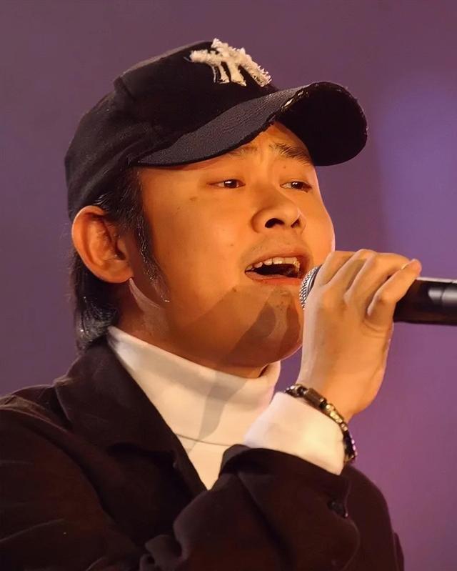 刀郎前妻:抛弃40天女儿与富商私奔,如今刀郎爆红,她可曾后悔?