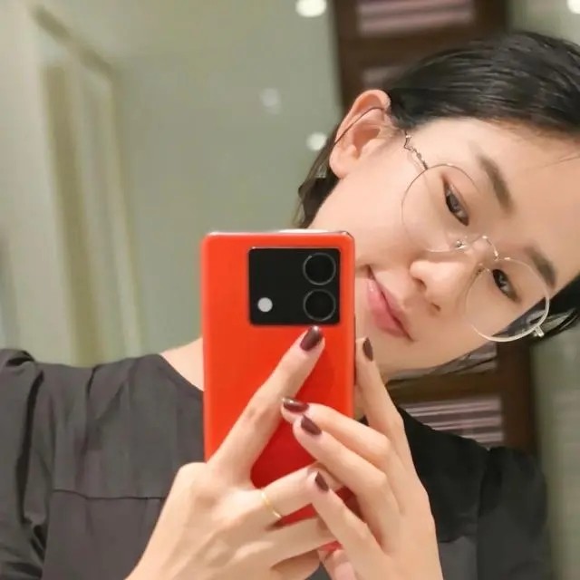 iQOONeo8,虽然是款老机型,但依然值得入手的!