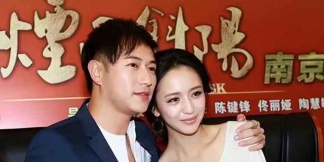 46岁陈键锋发自拍吓坏网友!毛孔粗大还肥胖变形!像个糟老头子