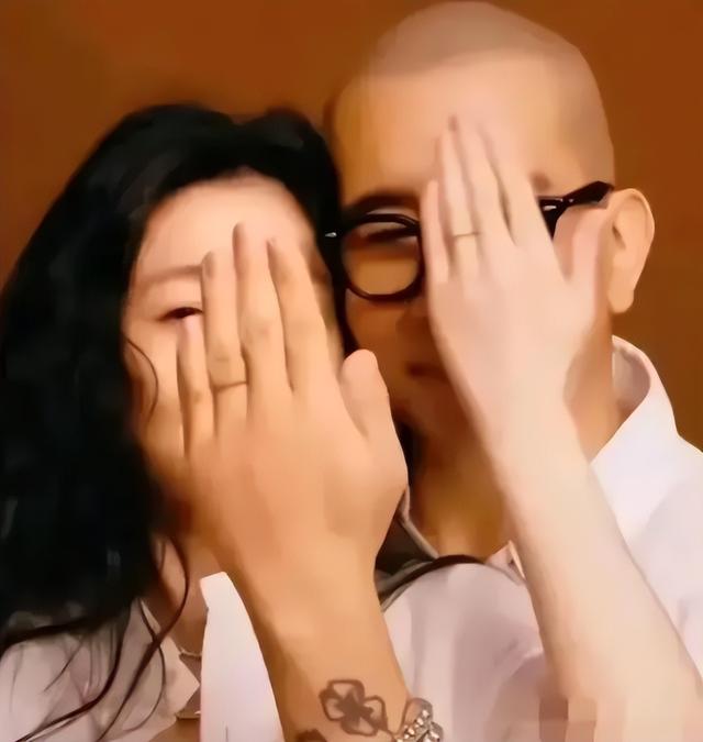 笑不活了!大S韩国游被曝光!网友秒变侦探,又扒出不少笑话