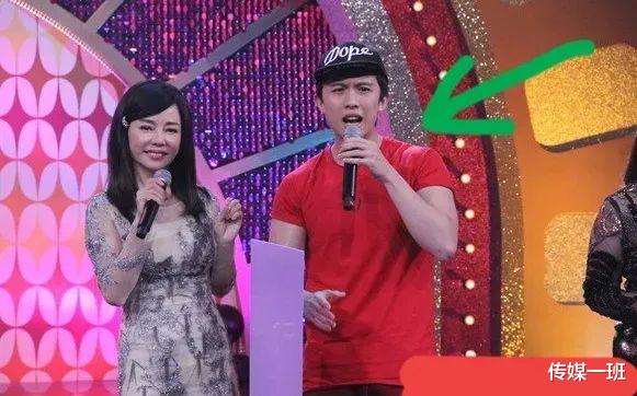 星二代讨债鬼，他15岁才断奶，如今再被抓进警局，狄莺太溺爱儿子