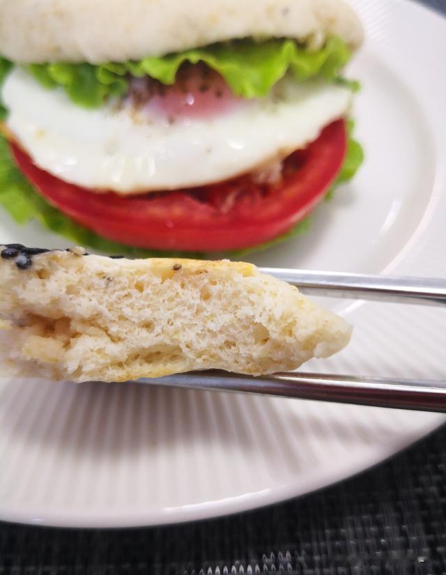 燕麥片這樣做，無(wú)糖無(wú)油個(gè)個(gè)鼓大泡，柔軟好吃又健康，有鍋就能做