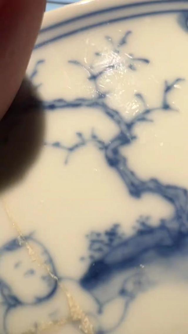 鉴古的奥秘就在于什么呢——细节分析成化瓷器鉴定,记得收藏下来