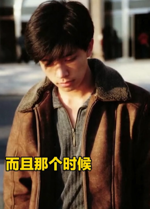 00后男新闻主播一炮走红，举止大方帅气爆表，不输男明星！