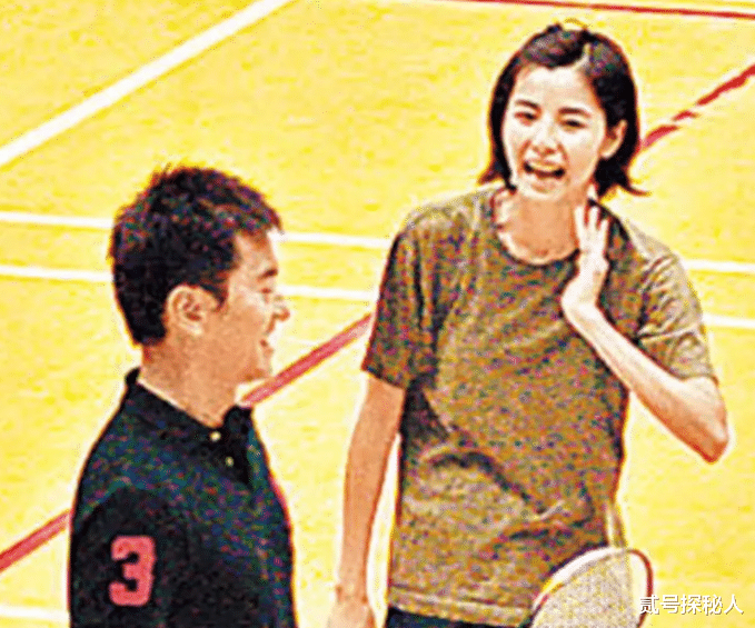 他是亚洲第一帅哥,却没有孩子,夫妻分居,老婆定居日本像大妈