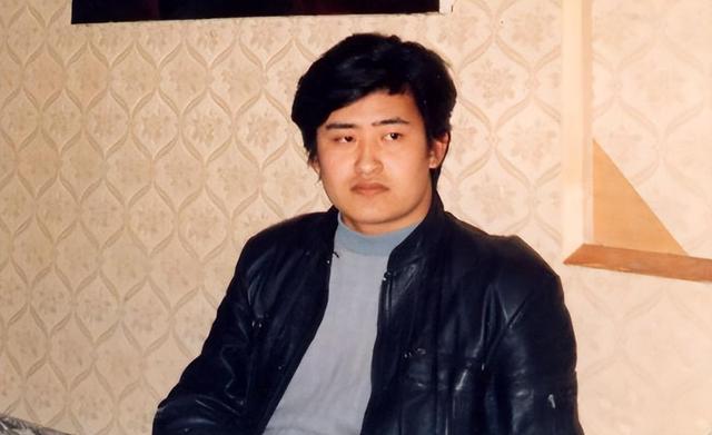 歌王刘欢近况堪忧:嗜酒如命,身患“不死癌症”,年仅60满头白发