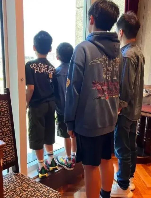 小小志|基因果然强大！10年后再看《爸爸去哪儿》萌娃，颜值差距早已注定