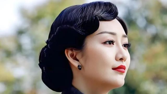 王鸥，打破“半老徐娘”印象的魅力传奇