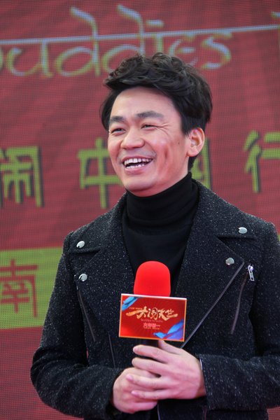 事实证明，41岁的王宝强，已经走上了另一条路