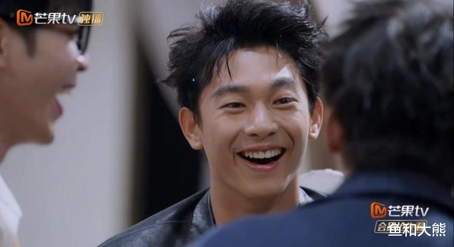 多次抢话摔台本,《明侦》迎最不讨喜玩家,用力过猛遭网友群嘲!