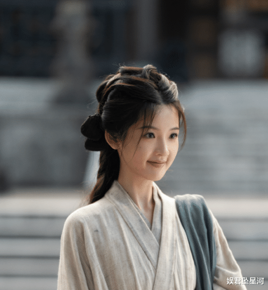 演林黛玉被群嘲,大浓妆惊悚,《大奉打更人》她选对角色翻身了