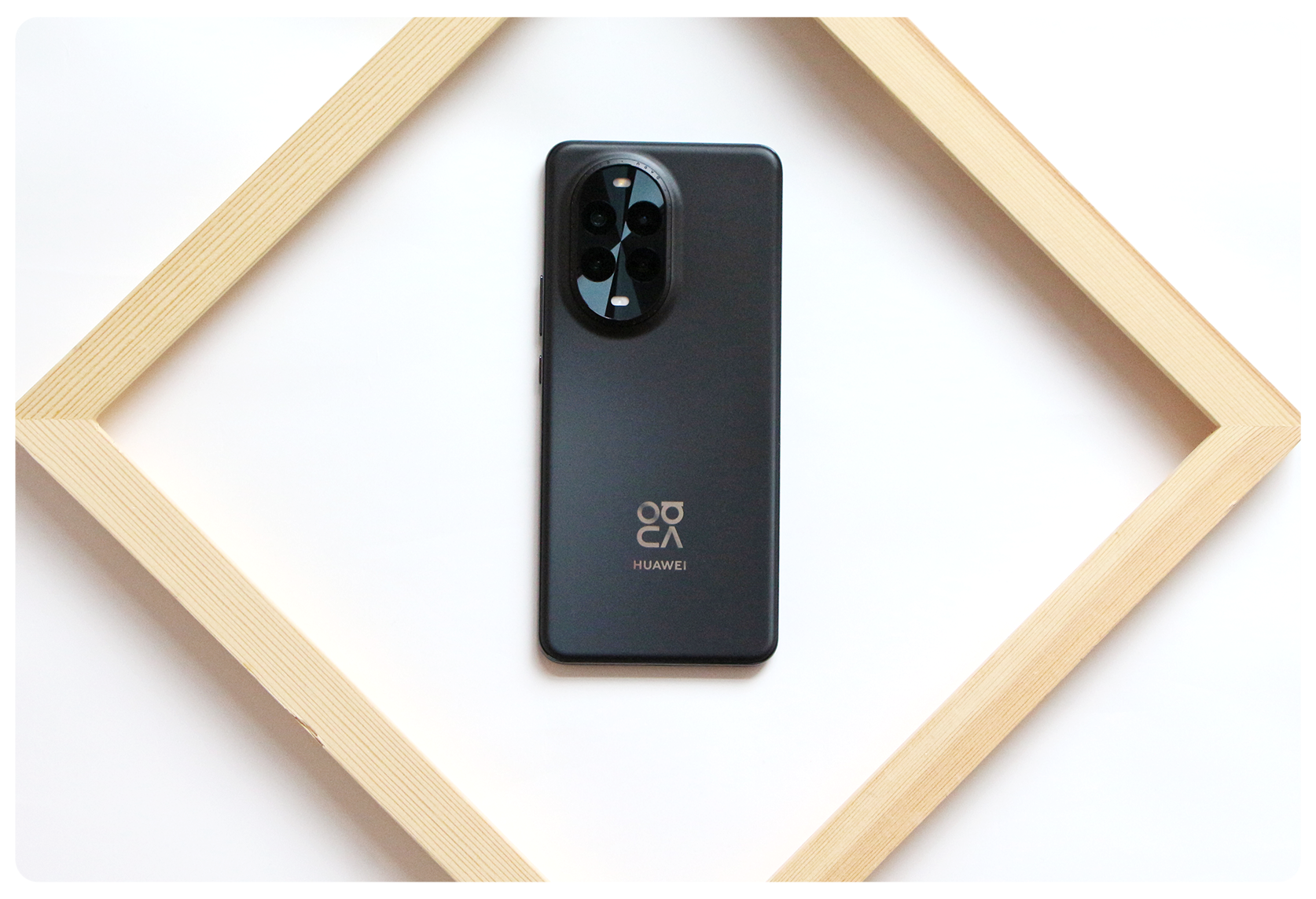 华为nova 13 Pro 评测：拍照更好看，通信同级独一档