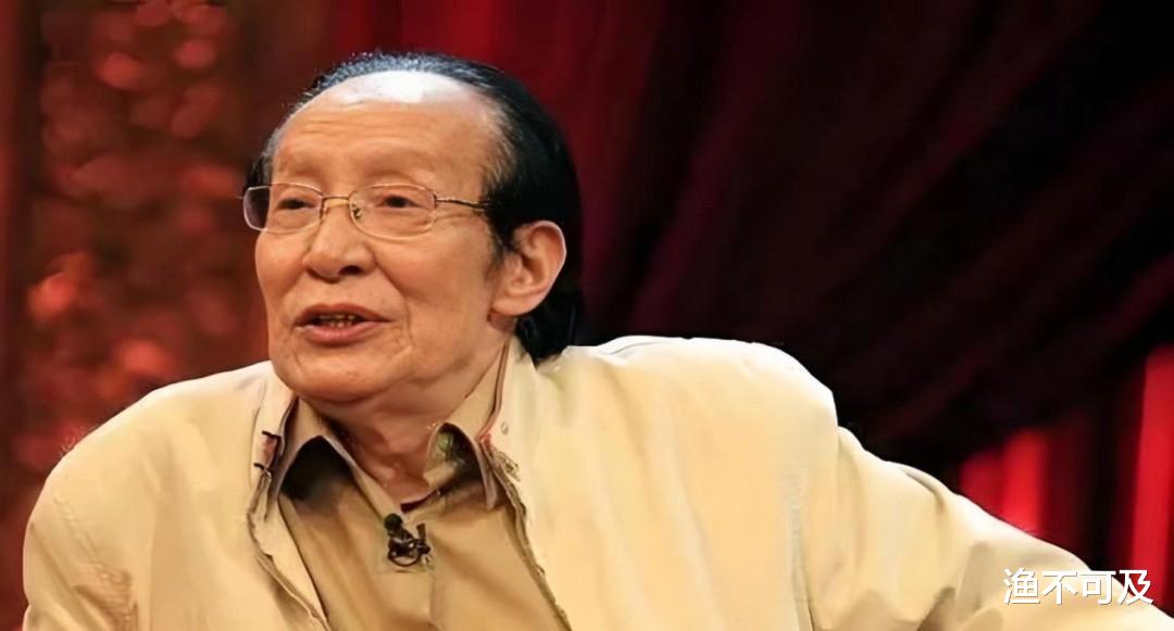 75岁的牛群罕见曝光：沧桑衰老，妻离子散，独居北京贫民窟