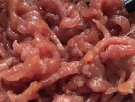 为何现在的猪肉一炒就粘锅，而以前的猪肉却不会粘锅？三个原因！