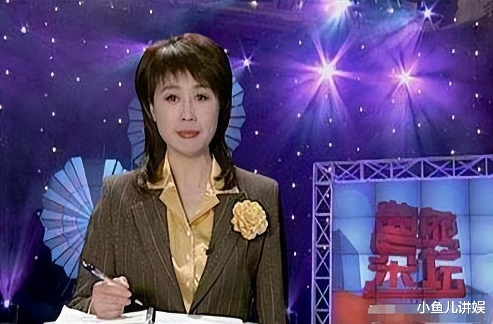 她是“央视名嘴”,因揭露姜昆丑闻被封,如今69岁处境如何?