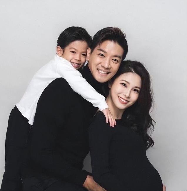 黎懿诺分享大儿子患病经历，引起网民共鸣，夫妻罕见合体制作饭团