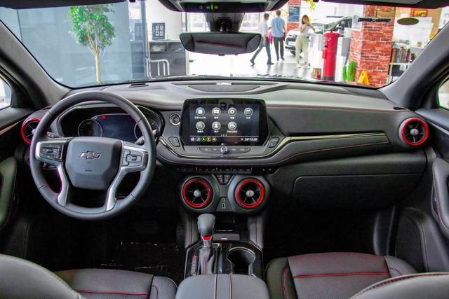 2.0T+9AT,车长超5米大7座,隔音出色,优惠3万,合资车自主价!