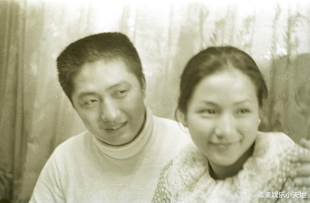 郑佩佩和前夫原文通结婚照:怀孕8次不后悔,净身搬出前夫豪宅