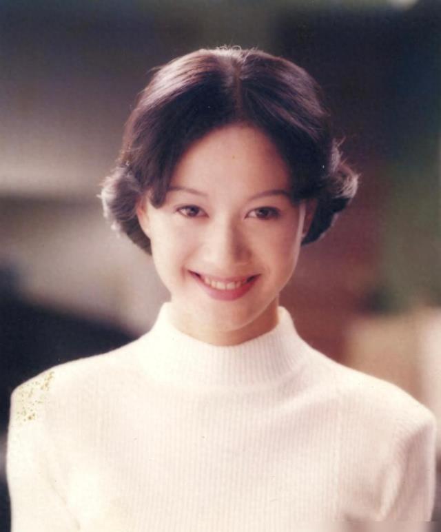 《浪姐6》还没开播,自曝和小鲜肉同居14年的她,已经赢麻了