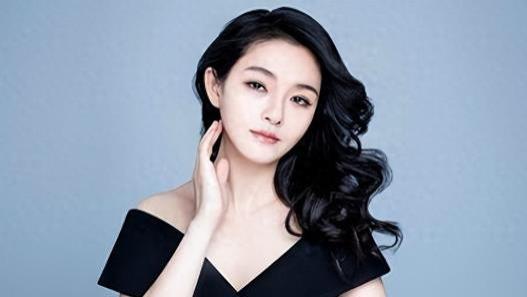 大S追悼会在台举行！亲外甥发文哀悼，小S女儿从美国回台湾奔丧