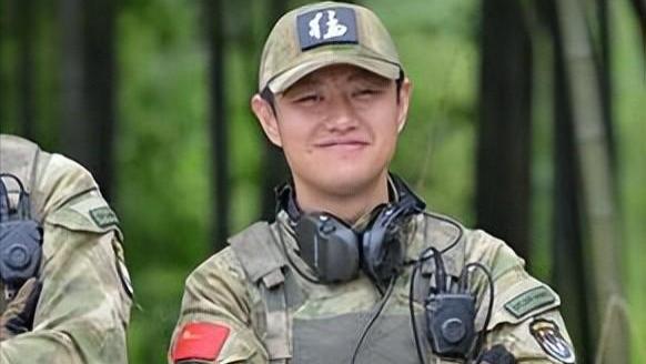 医美毁青春！李二牛爆改花美男，网友：这是李二妞吧？