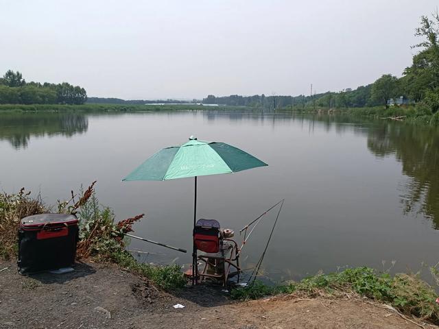 再钓六家钓点，方法用尽，以失败告终，钓不到鱼，人反而觉得累