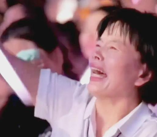 刀郎演唱会爆满，主流歌手急了，幕后大佬慌了