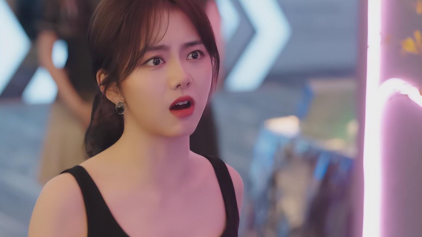 才播3集，谭松韵新剧收视率破2.4，我敢说：都市剧招牌又回来了