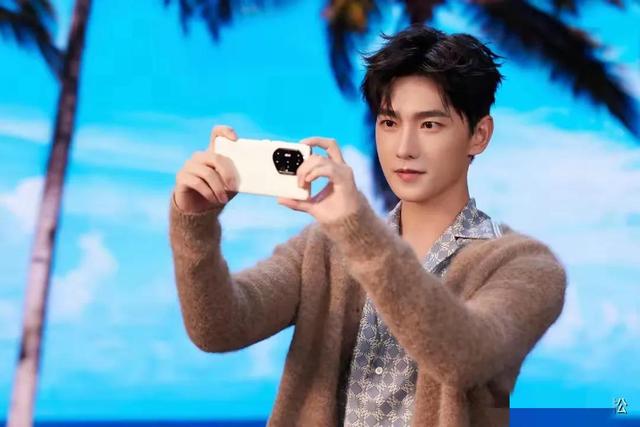 最帅男神重新洗牌,原生态帅哥登顶,李现第8林更新第6吴磊5肖战3