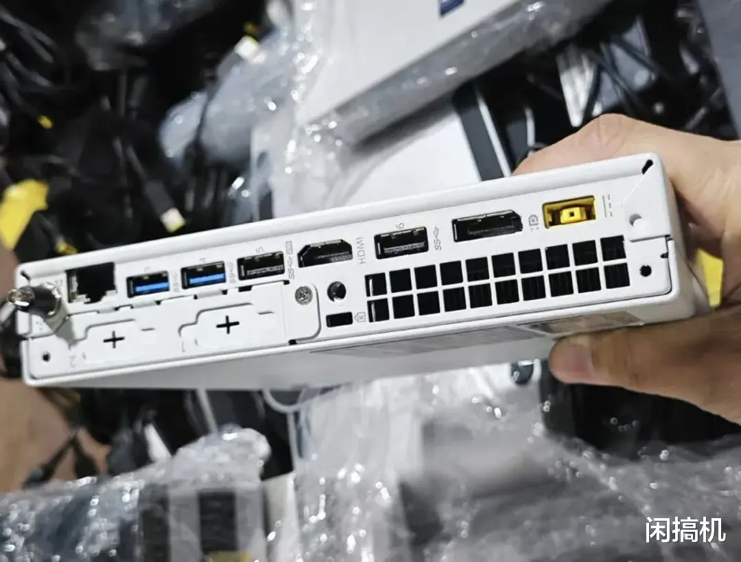 250元的“洋垃圾”准系统,换上8代标压U潜力全开,小而不贵