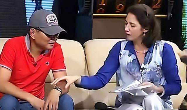 德国著名女星嫁北京出租车司机,含泪生下2个混血儿子现状如何