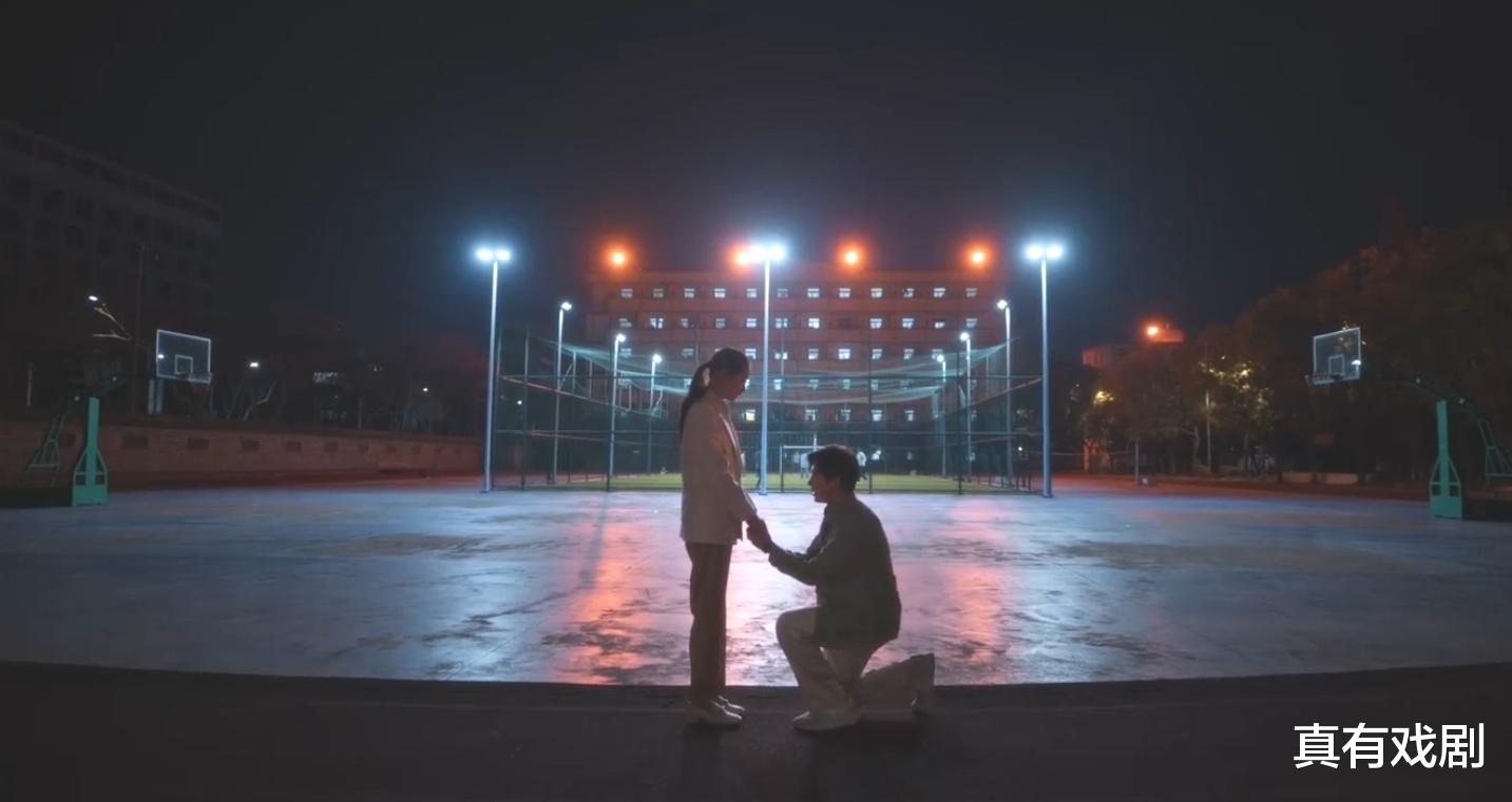 《小巷人家》大结局捧红了谁?两女一男,向鹏飞实在可惜