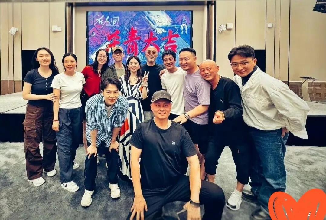 赵丽颖这人缘没得说!好友纷纷包不停,连刚合作的伙伴都来支持!