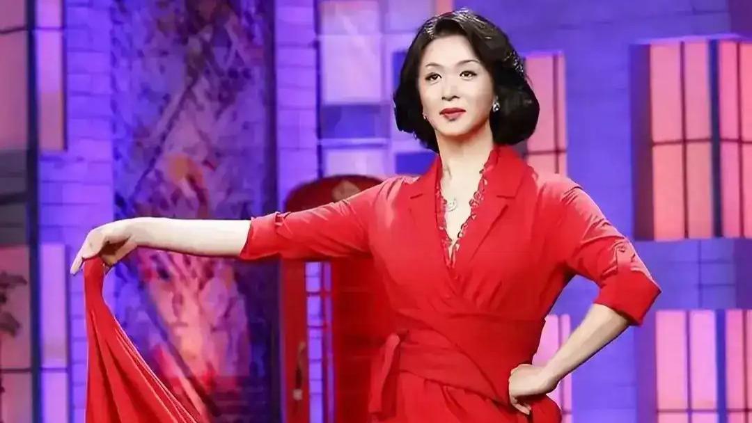 金星国内的演出全部被取消！被扒出给美国以色列站台，举彩虹旗惹众怒