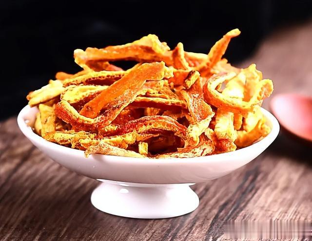 卤牛肉嚼不烂，不是时间不够，只要放入这5种料，牛肉软嫩好吃