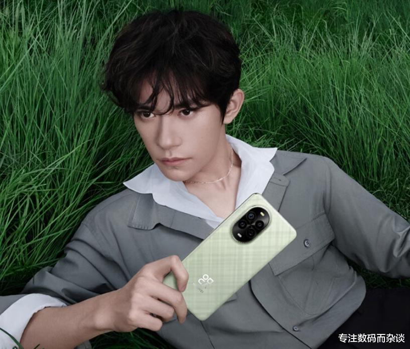 销量已拉开,华为Nova13和Nova13Pro,是普通版更有吸引力?