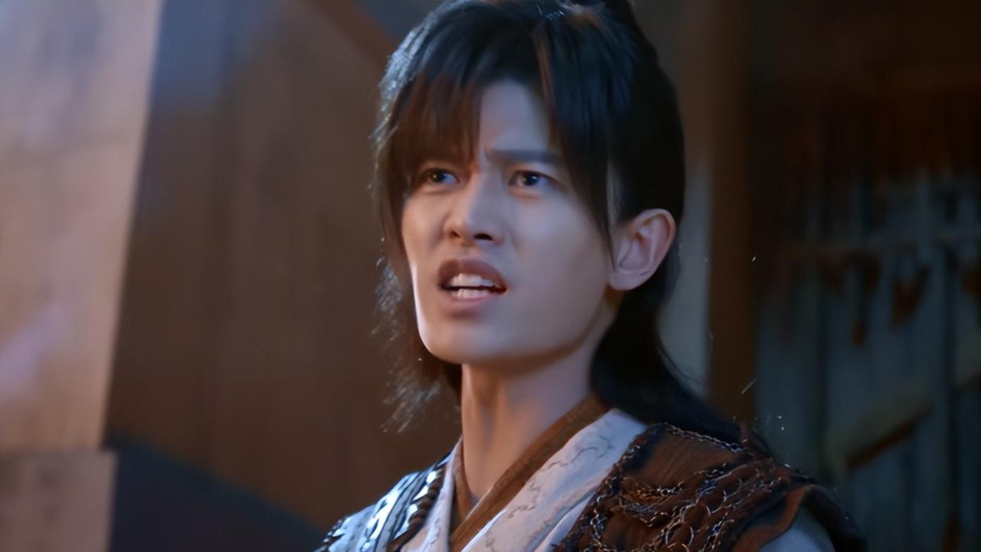 笑掉大牙！34岁任嘉伦满脸褶子演\少年\，2023年辣眼的一部剧要来了